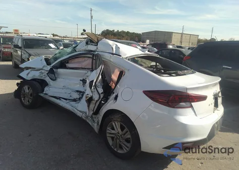2019 Hyundai Elantra Value Edition z USA, uszkodzony, nr VIN 5NPD84LF5KH481290